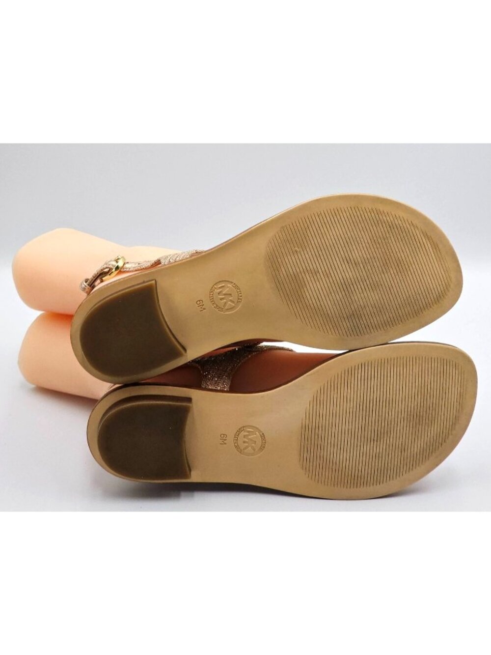 Michael Kors Women's Rose Gold Mk Plate Thong Flat Sandal Size 6M 2312 - Picture 10 of 16